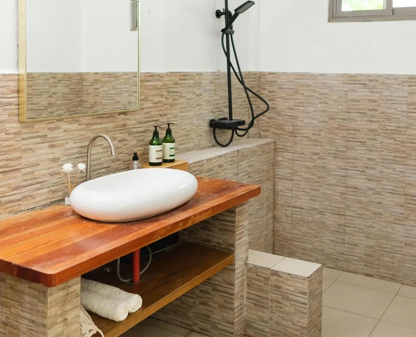 Seapearl Of Alona Hotel Panglao 4*,  Philippines